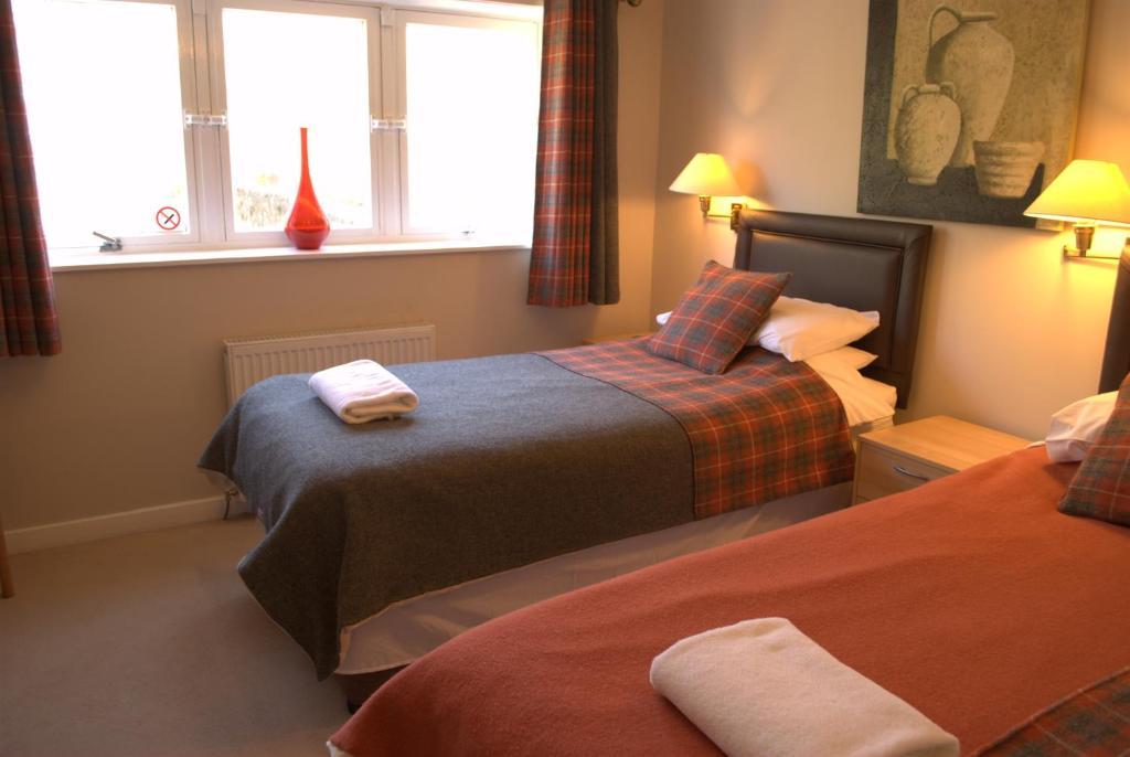 The Bridge Of Lochay Hotel Killin Room photo